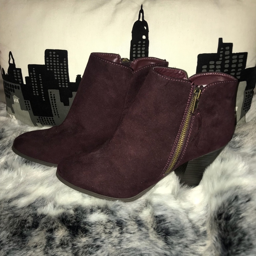 Ankle Boots (Maroon)